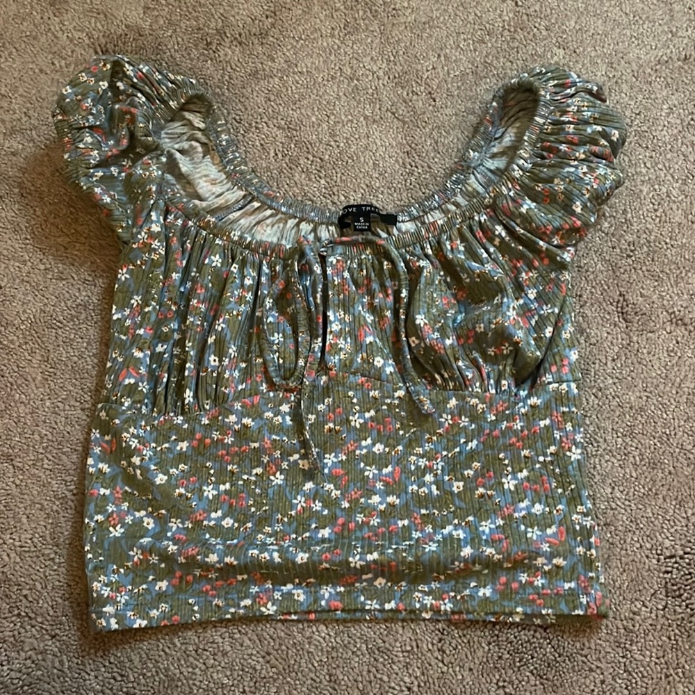 crop top